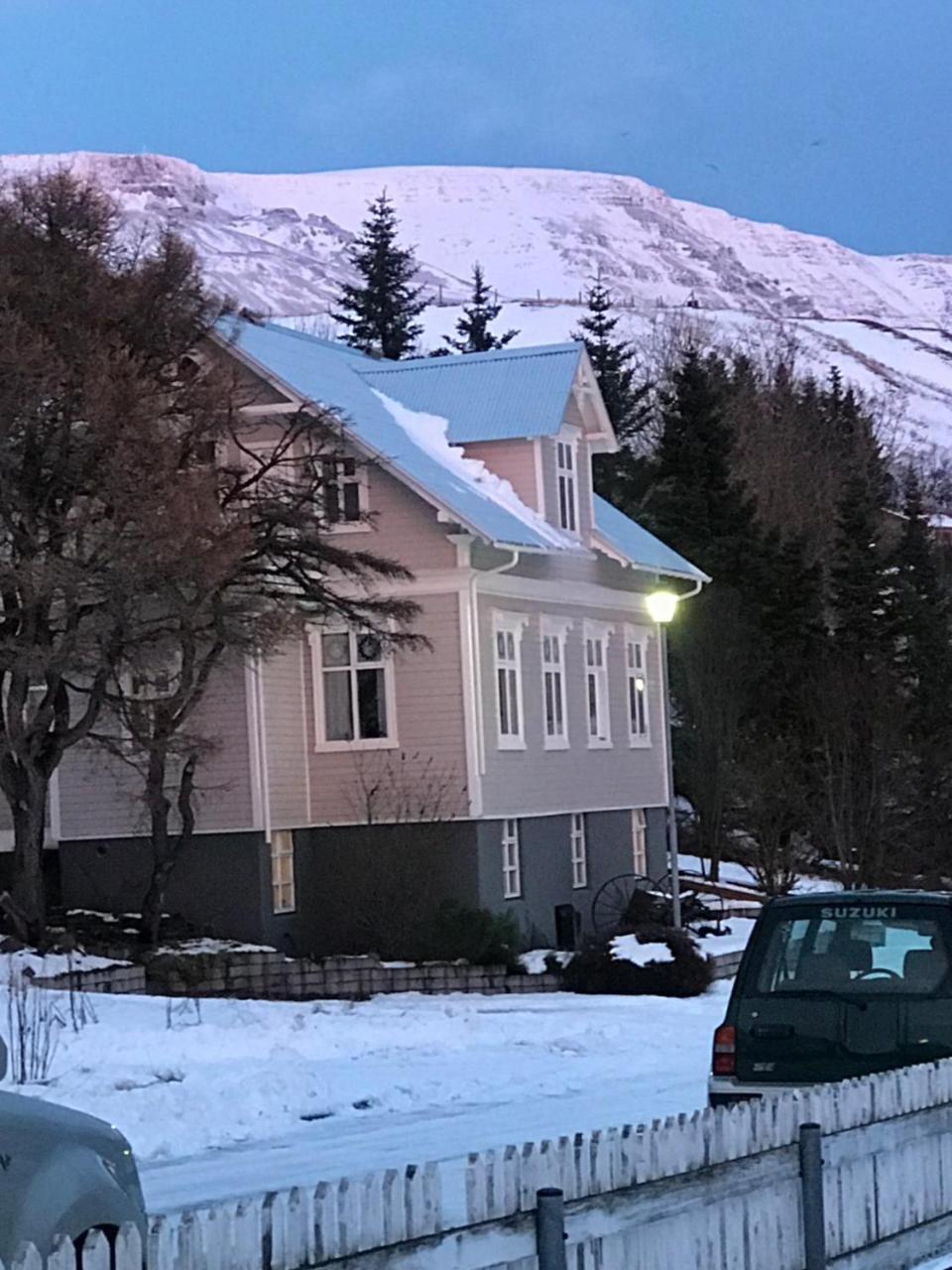 10B Gamla Laeknishusith Hg15108 Hotel Saudarkrokur Exterior foto